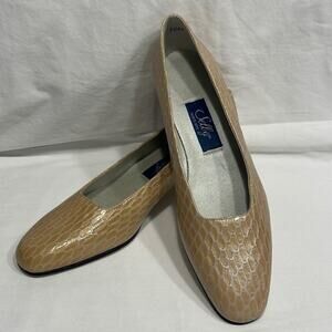 Vintage 1970’s Selly Shoes Faux Yellow Snakeskin with Block Heel Size 8.5